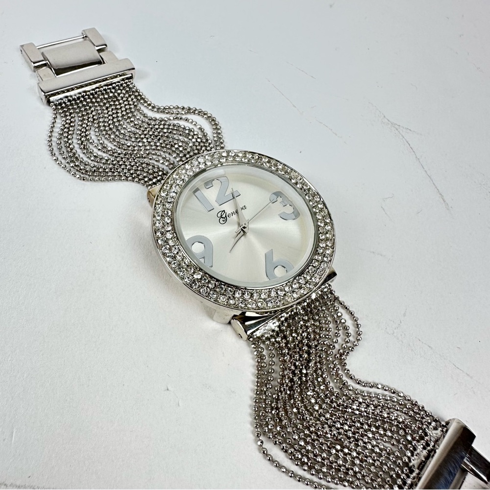 Geneva Silver Bracelet with Crystal Bezel and multi strands bracelet watch - Picture 4 of 5